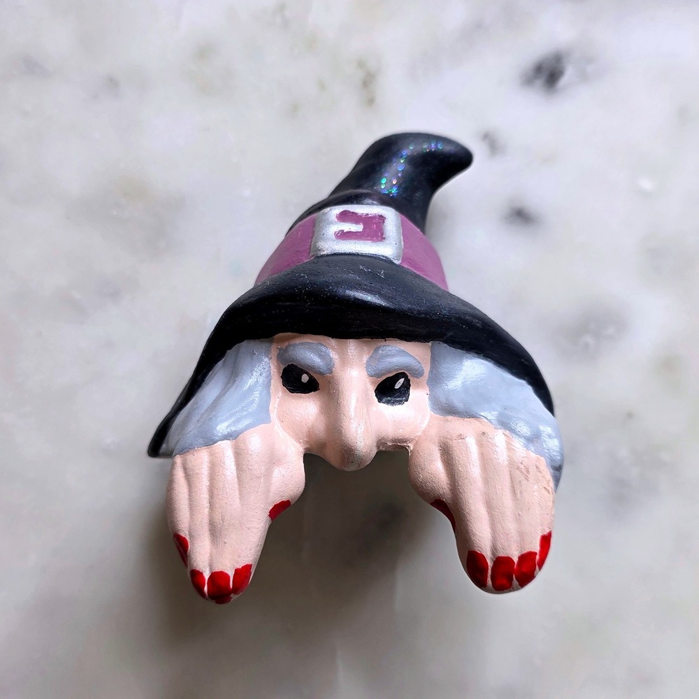 Halloween Peeking Witch Shelf Sitter 3" Black Purple Glitter Ceramic Vtg Retro